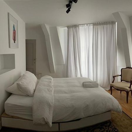 Duplex Dernier Etage Avec Terasse A Deux Pas De La Grand Place 布鲁塞尔 外观 照片