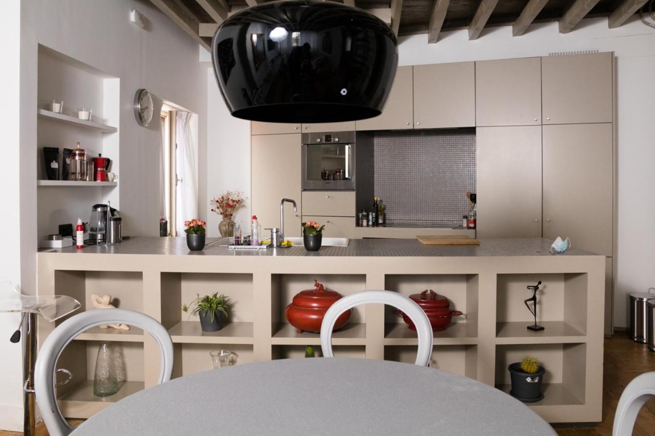 Duplex Dernier Etage Avec Terasse A Deux Pas De La Grand Place 布鲁塞尔 外观 照片